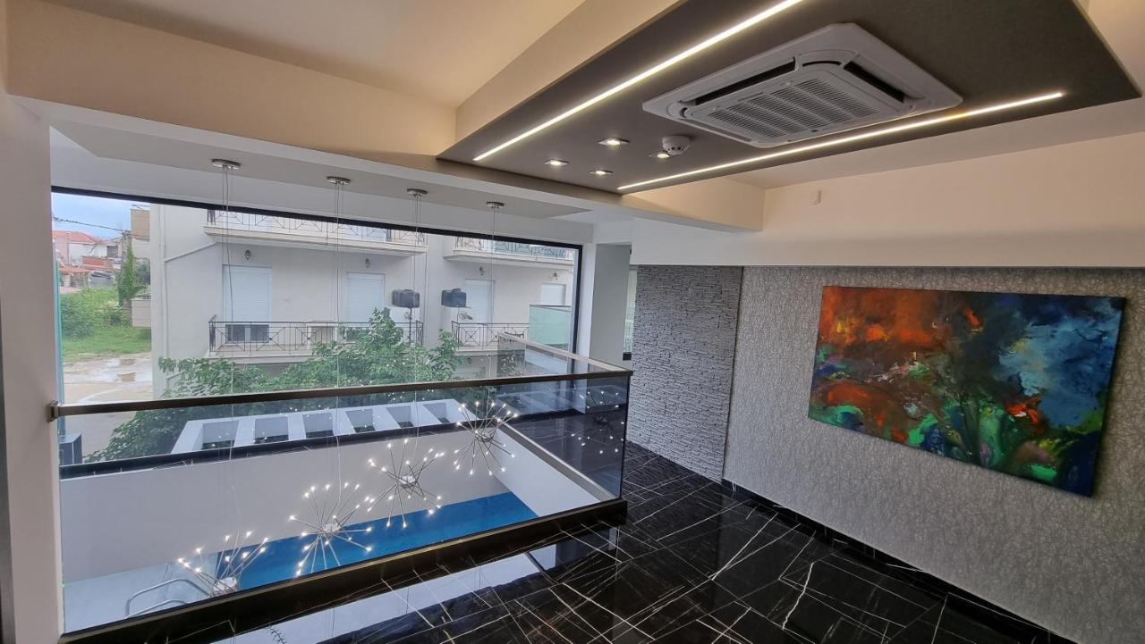 Luxsuites Ofrínion Esterno foto