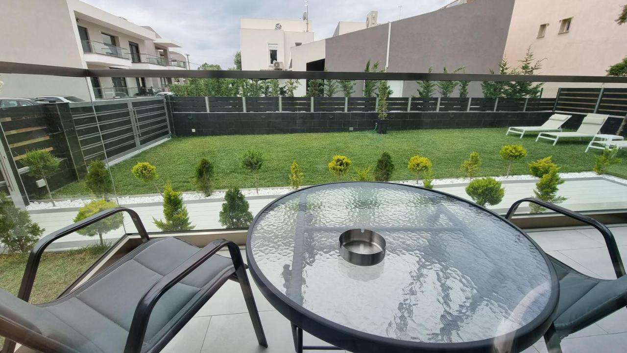 Luxsuites Ofrínion Esterno foto