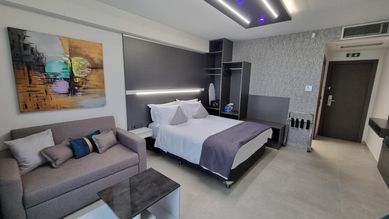 Luxsuites Ofrínion Esterno foto